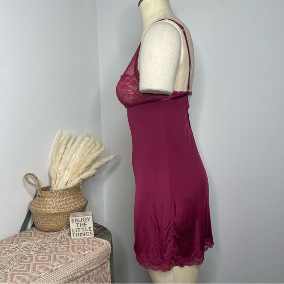 VICTORIA'S SECRET Very Sexy Burgundy Lace Babydoll Size XS Valentines - Picture 5 of 15